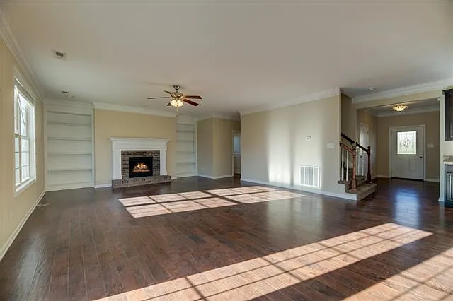 805 Concord Crossing Ln — Photo 10
