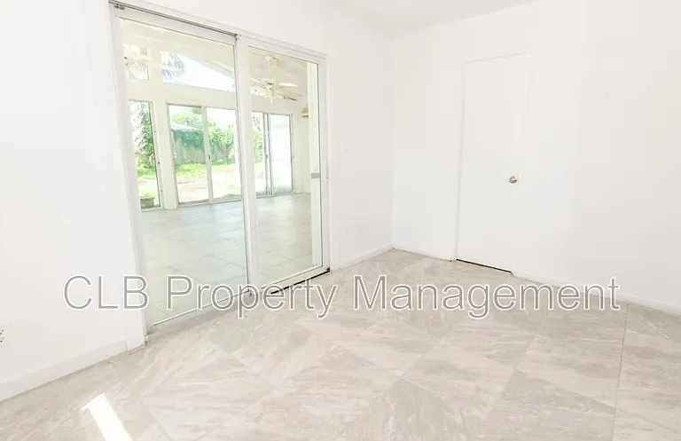 36 Brooks Dr — Photo 10