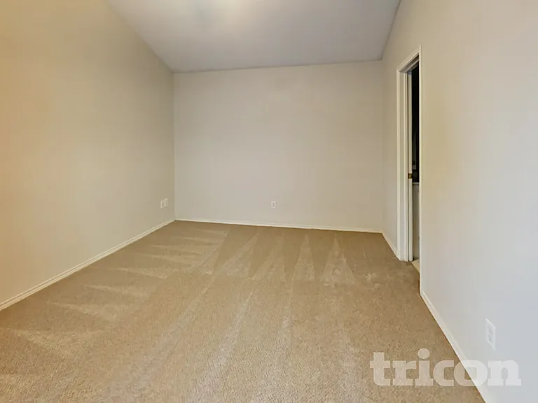 609 S Walnut Creek Dr — Photo 11