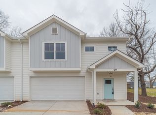 29 Richardson St, Winder, GA 30680