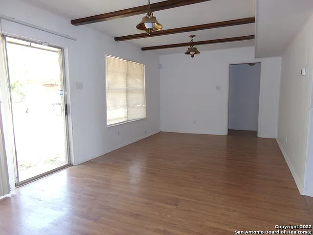 5975 Babcock Rd — Photo 18