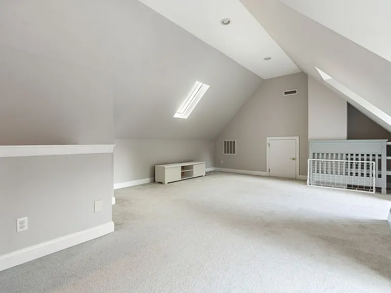 30135 Porter Dr — Photo 13