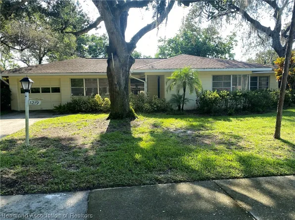 1219 Hotiyee Ave, Sebring, FL 33870