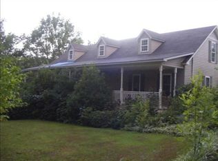 1784 Catclaw Ln, Ridgeway, SC 29130