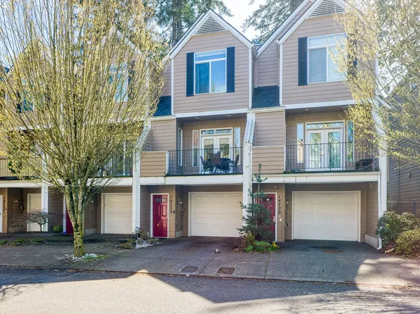 14724 NE Couch St, Portland, OR 97230