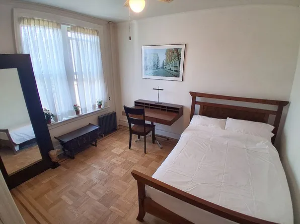 728 41st St APT 2C, Brooklyn, NY 11232