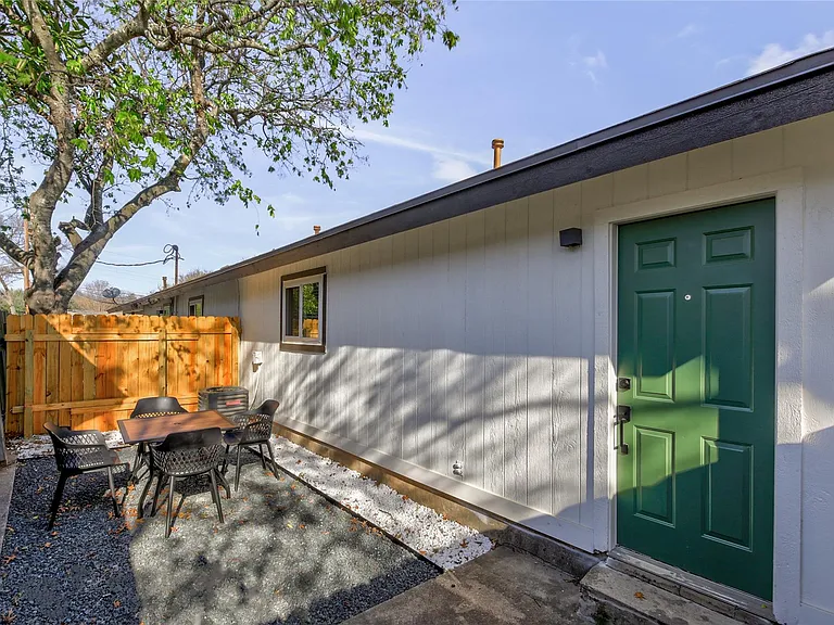 10509 Macmora Rd #B — Photo 18