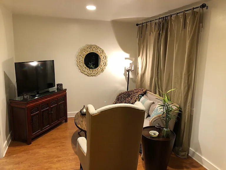 1172 Alameda Ave — Photo 6