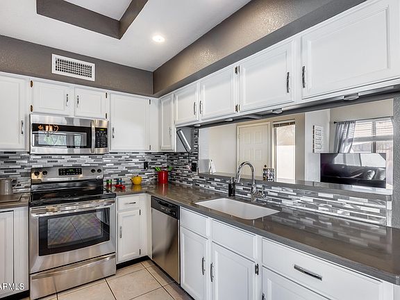 2nd image of 8862 W GROVERS Avenue