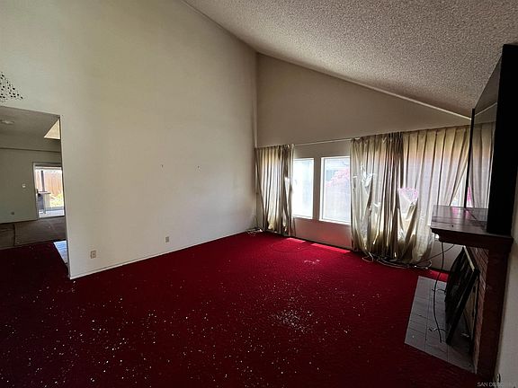 4th image of 11377 Bootes St
