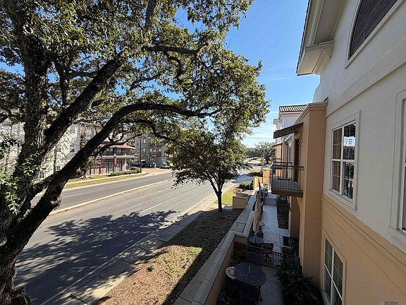 5th image of 3390 Nicholson Dr APT B203