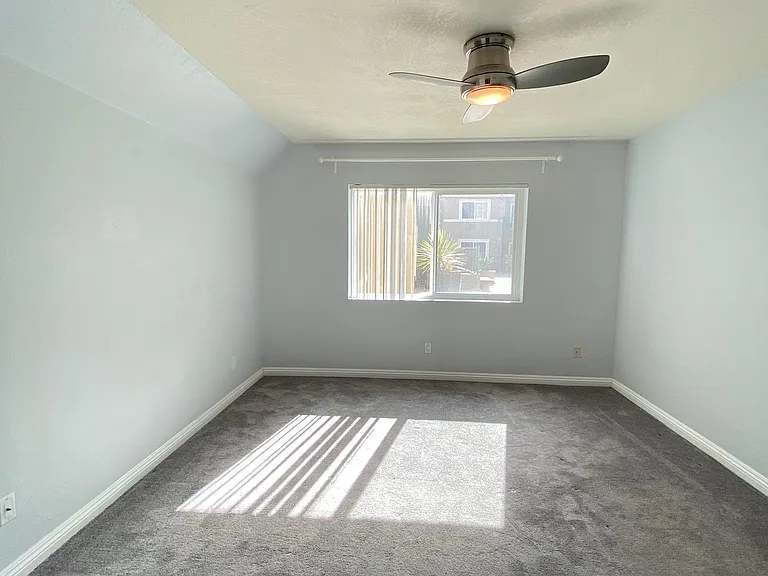 7405 Charmant Dr #2019 — Photo 3