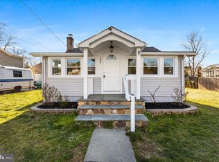 1632 Hilltop Rd, Edgewater, MD 21037