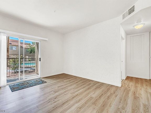 4th image of 2110 Los Feliz St Unit 1011