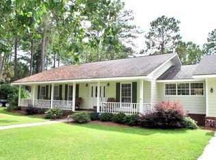 250 Pin Oak St, Jesup, GA 31545