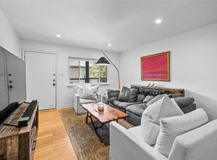 2303 E Side Dr APT 210, Austin, TX 78704