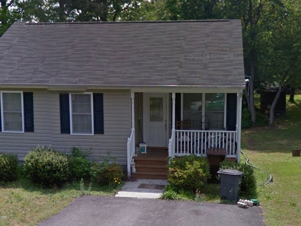 2nd image of 10108 Brandywine Ave