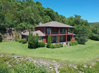 468 Phillips Rd, Linden, TN 37096