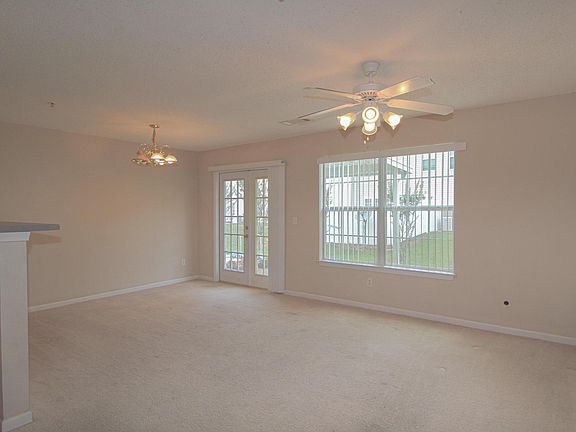 4th image of 385 Crooked Pine Trl #385