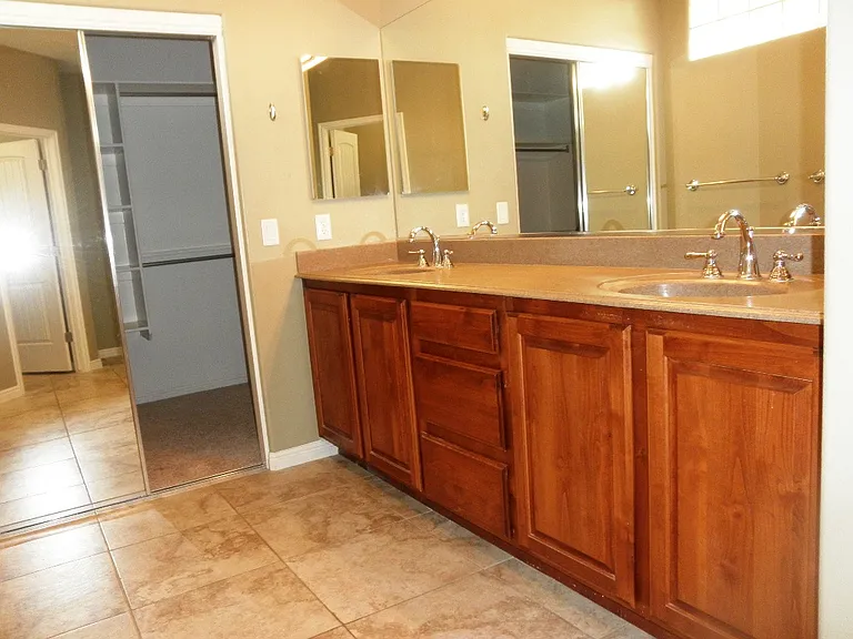 Master vanity_12022019