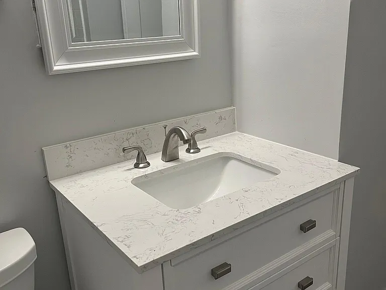 107 E Blake Ln — Photo 5