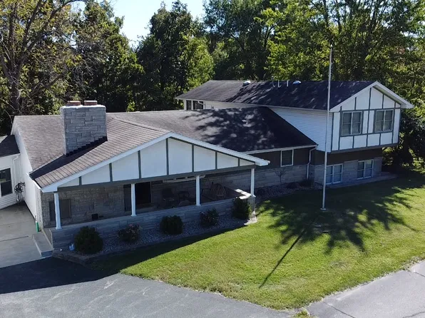 826 E State Road 350, Osgood, IN 47037