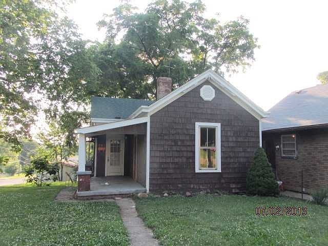 1st image of 1765 Parkamo Ave