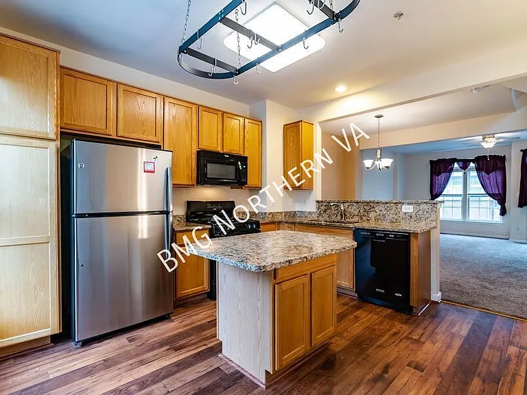 5819 Pearson Ln — Photo 7