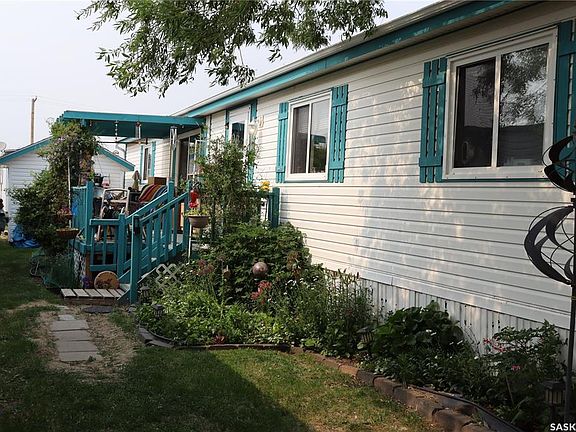 3rd image of 401 Railway Ave E #12