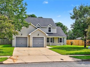 2109 Shade Tree St, Virginia Beach, VA 23456