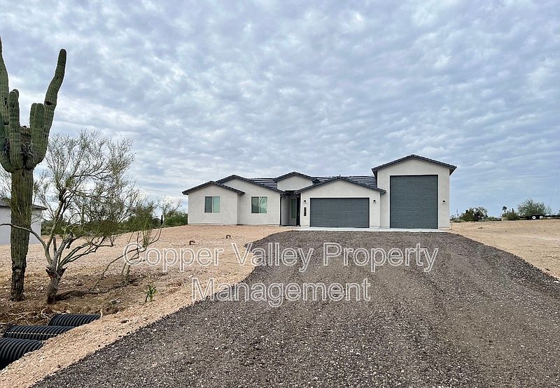1st image of 38646 N 18th St