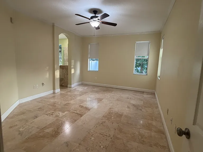 4646 Whispering Park Ln — Photo 6