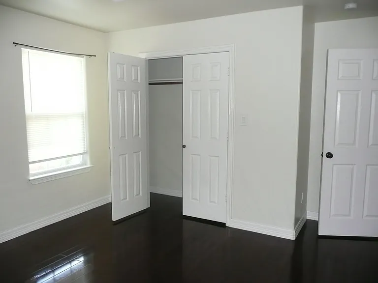 9505 Shoreham St — Photo 4