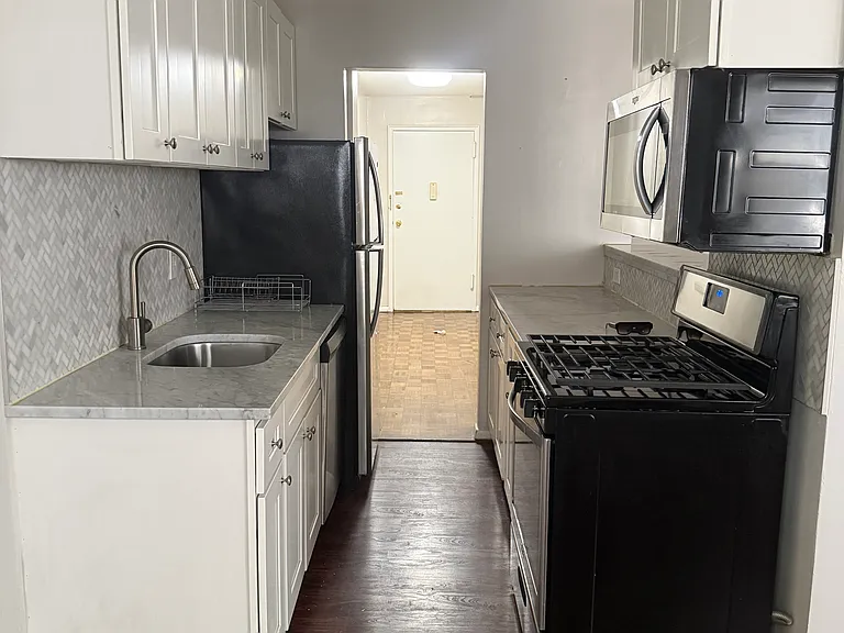120 Main St #1C — Photo 4