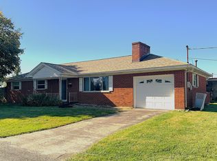 101 Whitley St, Oak Hill, WV 25901