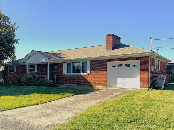 101 Whitley St, Oak Hill, WV 25901