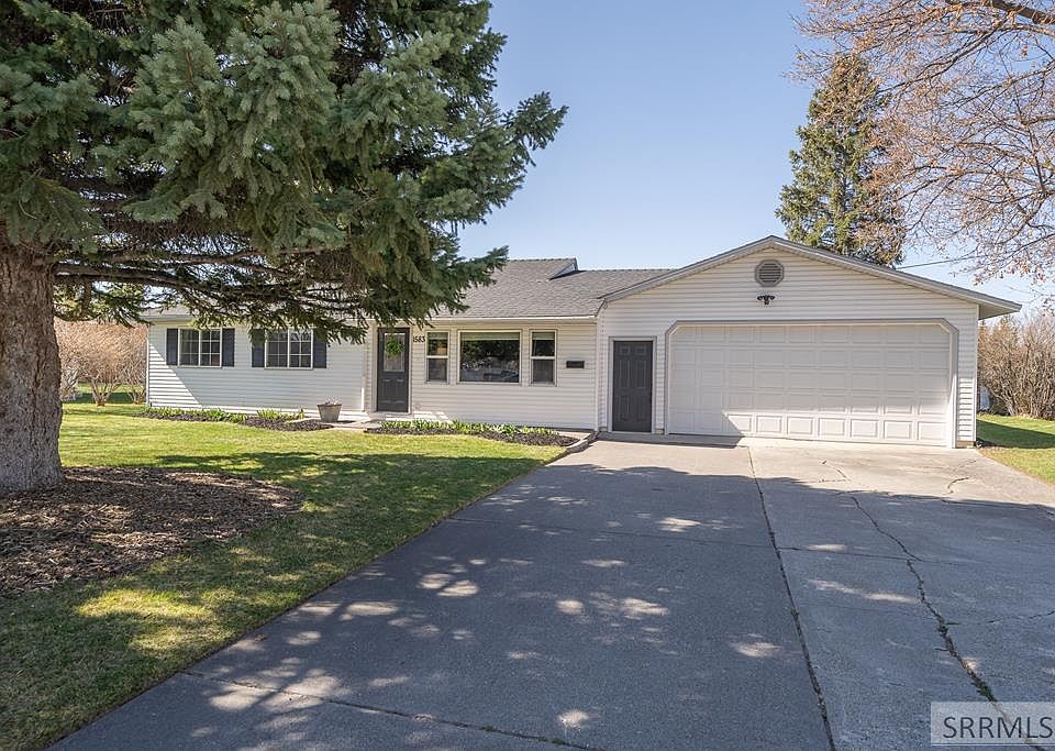 1st image of 1583 Stanger Dr
