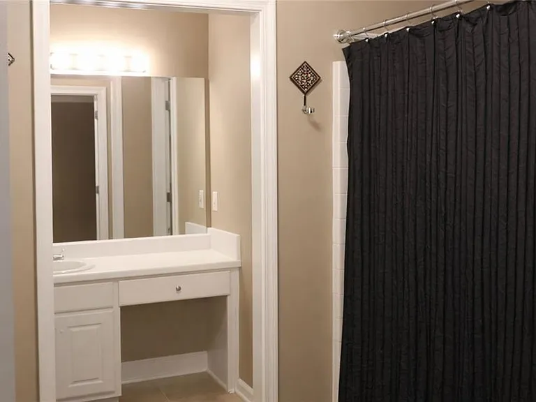 3233 Glenloch Pl — Photo 11