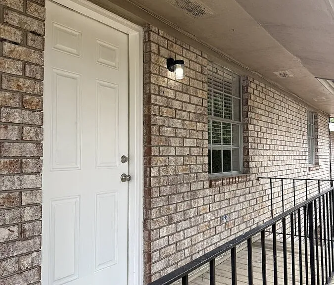 102 Woodhouse Ln #C — Photo 11