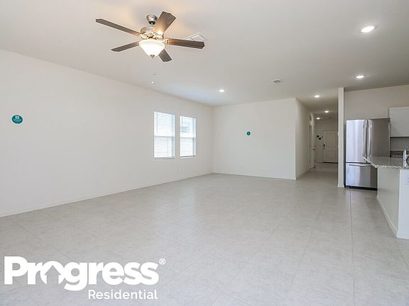 4th image of 35410 W San Capistrano Ave
