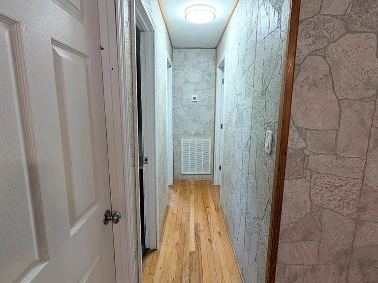 358 Henson Ln — Photo 9