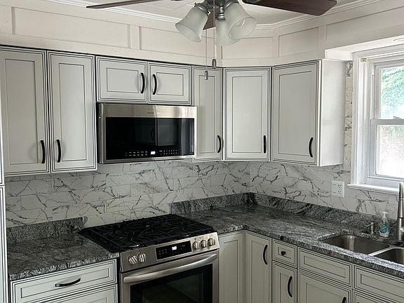 4th image of 5515 Hill Way