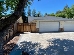 1499 Fox Hollow Ct APT B, Concord, CA 94521