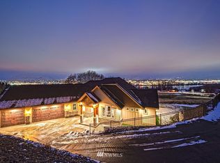 1330 Arbor Ter, East Wenatchee, WA