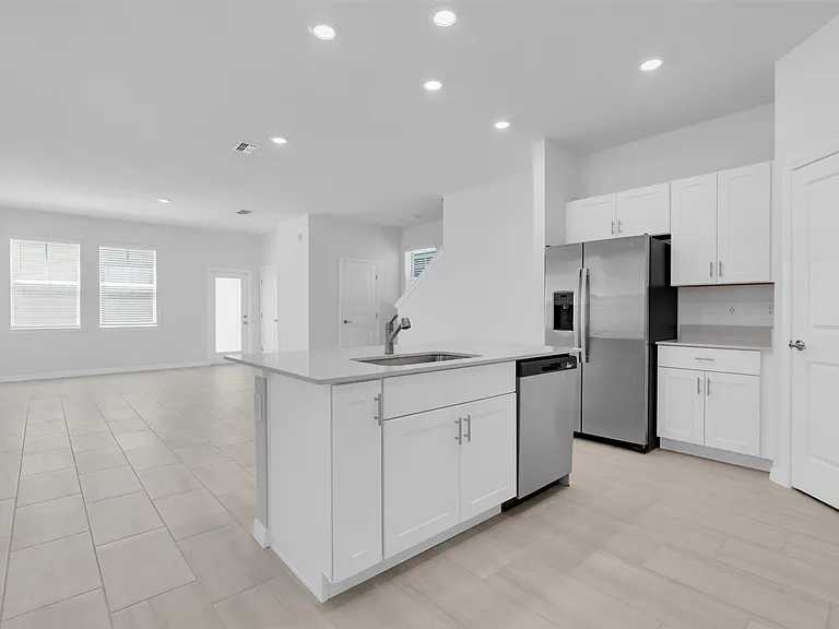 10881 Molasses Way — Photo 8