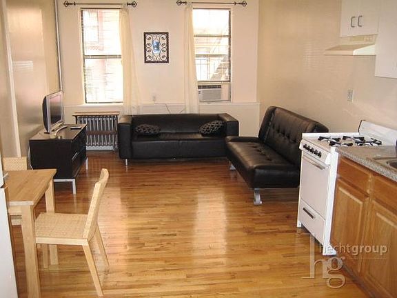 5th image of 178 Mulberry St APT 3