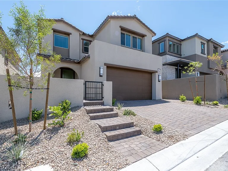 12059 Arrebol Ave — Photo 2