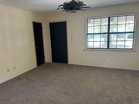 4th image of 107 Thomas St