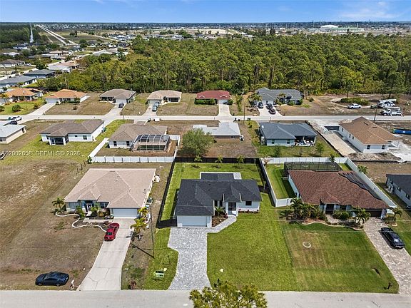 4th image of 2519 NW 18th Ave