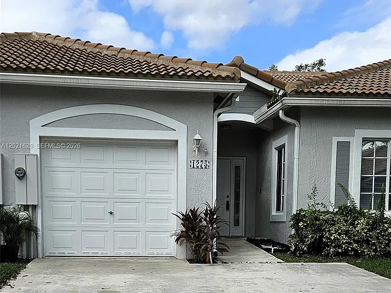 1275 SW 48th Ter #1275 — Photo 25